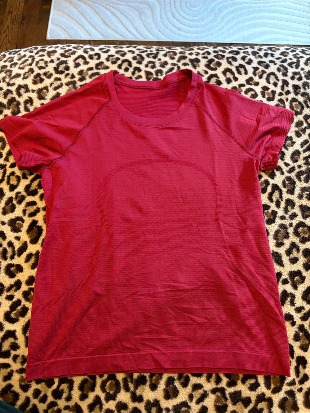 Lululemon Siwftly Tech Race Length Short Sleeve - 6